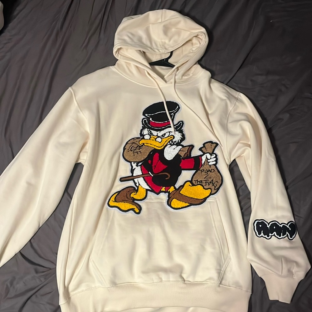 I’m selling a medium sized sweatshirt